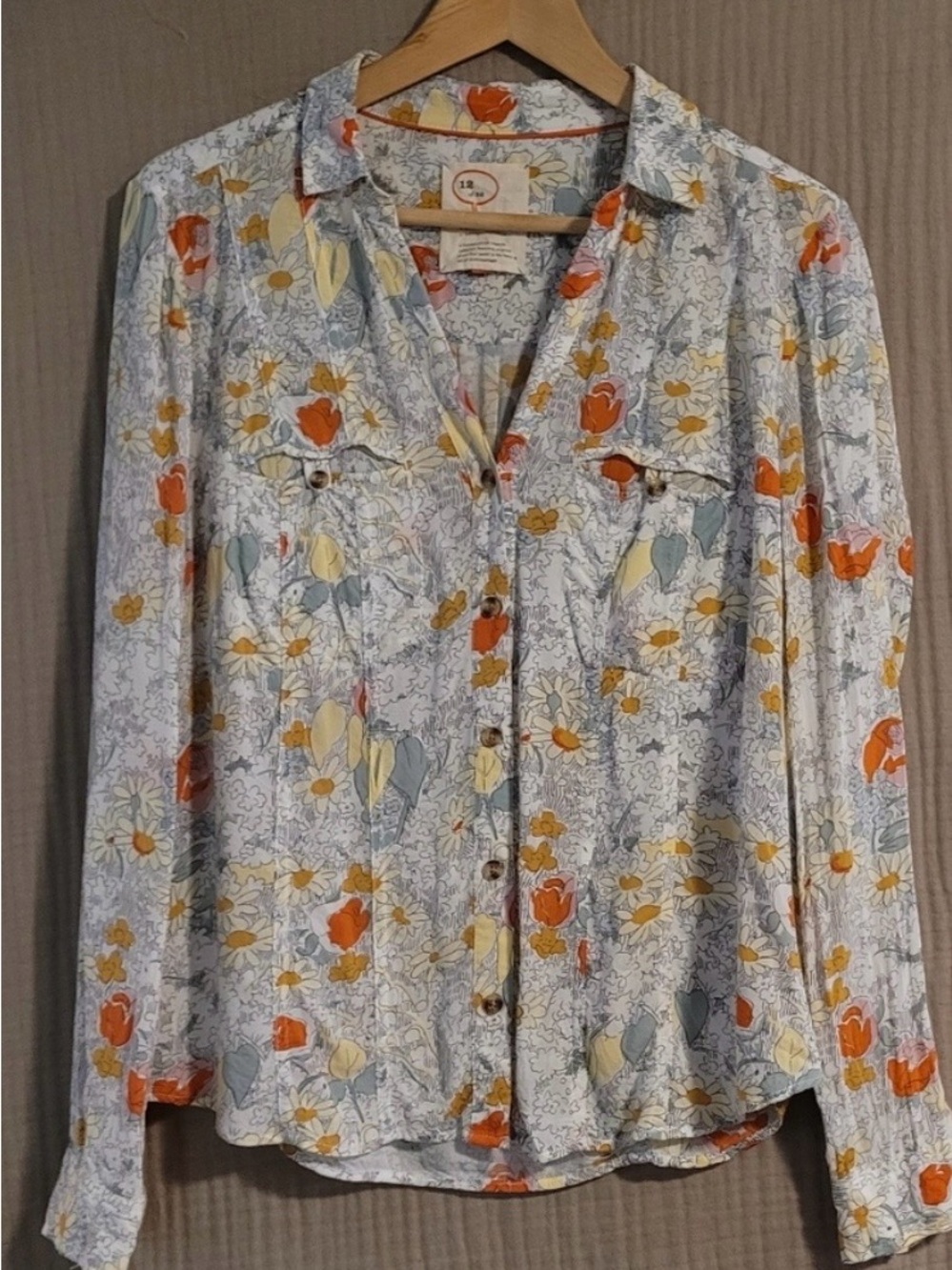 Conversations by Anthropologie 12 of 52 Women's Floral Button-Up Shirt - Picture 2 of 3